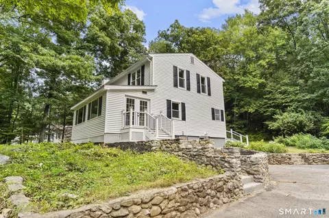 Exterior - 31 Jackson Dr, Trumbull, CT 06611 photo 4 of 7