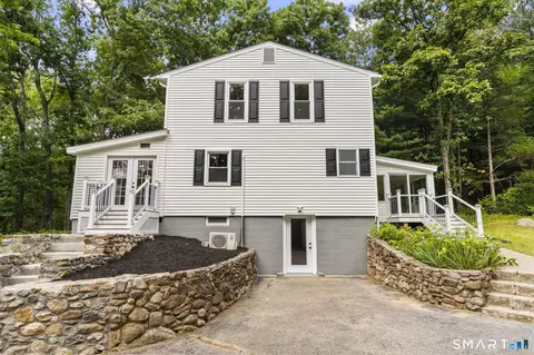 Exterior - 31 Jackson Dr, Trumbull, CT 06611 photo 1 of 7
