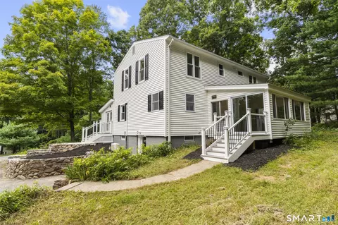 Exterior - 31 Jackson Dr, Trumbull, CT 06611 photo 7 of 7