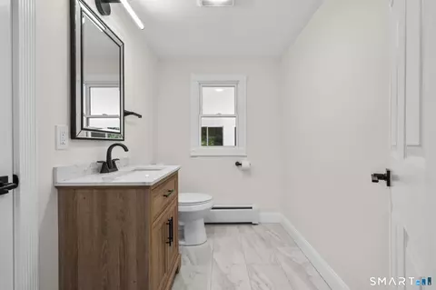 Bath - 31 Jackson Dr, Trumbull, CT 06611 photo 1 of 6