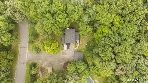 View/Area - 31 Jackson Dr, Trumbull, CT 06611 photo 1 of 2