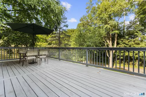 Exterior - 21 Morris St, Hamden, CT 06517 photo 5 of 7