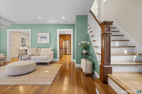 Entry Way - 21 Morris St, Hamden, CT 06517 photo 1 of 2