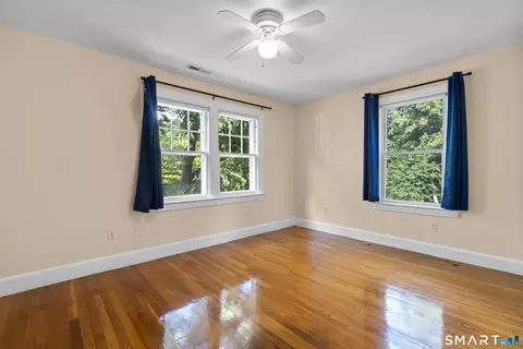 Bedroom - 21 Morris St, Hamden, CT 06517 photo 4 of 5