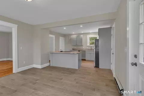 Other - 672 E Main St, Middletown, CT 06457 photo 2 of 2