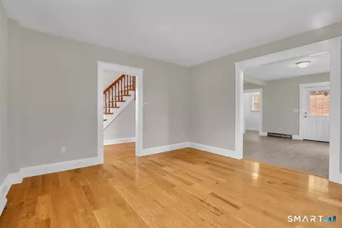Living - 672 E Main St, Middletown, CT 06457 photo 1 of 1