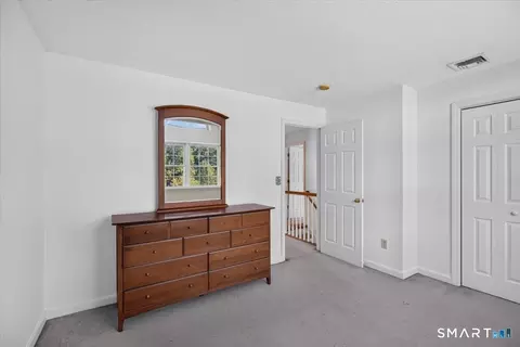 Bedroom - 98 Broadleaf Cir, Suffield, CT 06093 photo 4 of 8