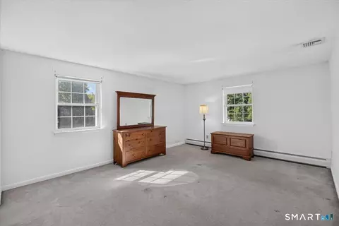 Bedroom - 98 Broadleaf Cir, Suffield, CT 06093 photo 2 of 8