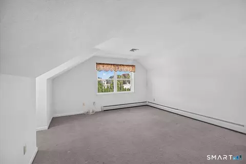 Bedroom - 98 Broadleaf Cir, Suffield, CT 06093 photo 7 of 8