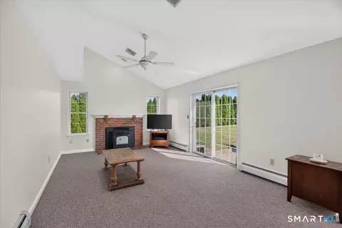 Living - 98 Broadleaf Cir, Suffield, CT 06093 photo 4 of 4