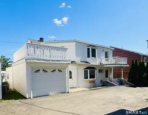 638 Hope St #4, Stamford, CT 06907