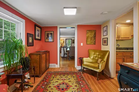 Entry Way - 248 Simpaug Tpke, Redding, CT 06896 photo 1 of 2