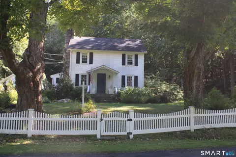 Exterior - 248 Simpaug Tpke, Redding, CT 06896 photo 2 of 7