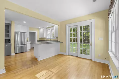 Kitchen - 97 Hurlbutt St, Wilton, CT 06897 photo 5 of 5