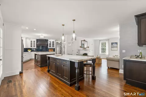 Kitchen - 20 Cherry Ln, Wilton, CT 06897 photo 2 of 4