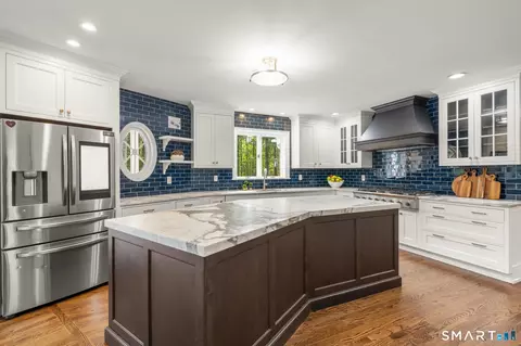 Kitchen - 20 Cherry Ln, Wilton, CT 06897 photo 4 of 4