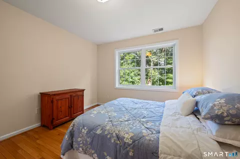 Bedroom - 85 Mcveagh Rd, Westbrook, CT 06498 photo 5 of 9