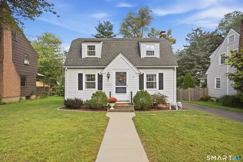 110 Clifton Ave, West Hartford, CT 06107