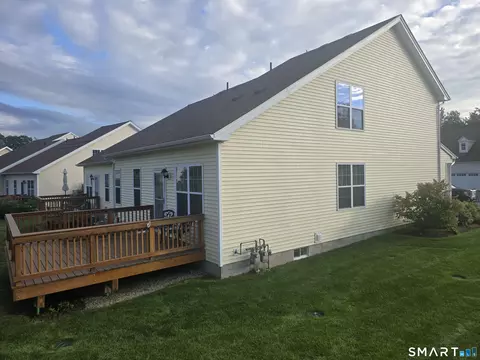 Exterior - 112 Cherry Cir #112, Prospect, CT 06712 photo 2 of 3