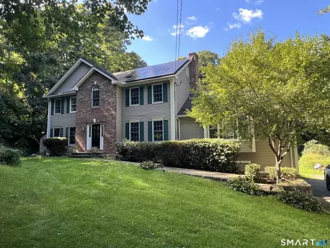 182 Green Hill Rd, Middlebury, CT 06762