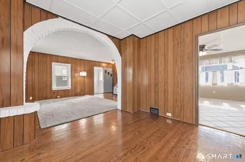 Living - 25 Maple Ave, Wallingford, CT 06492 photo 3 of 6