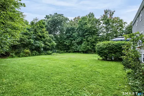 Exterior - 2014 Shepard Ave, Hamden, CT 06518 photo 9 of 9