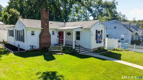 63 Pritchard Rd, Waterbury, CT 06705