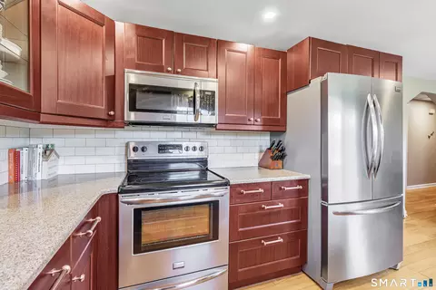 Kitchen - 85 Tuttle Rd, Durham, CT 06422 photo 2 of 4