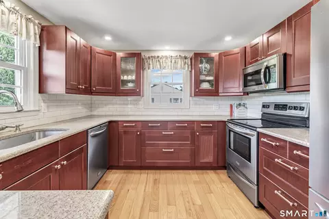 Kitchen - 85 Tuttle Rd, Durham, CT 06422 photo 1 of 4