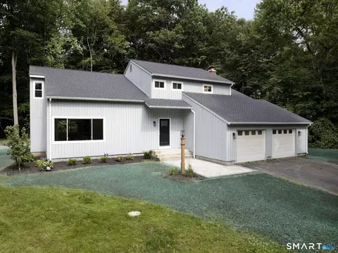 45 Toll Gate Rd, Glastonbury, CT 06073
