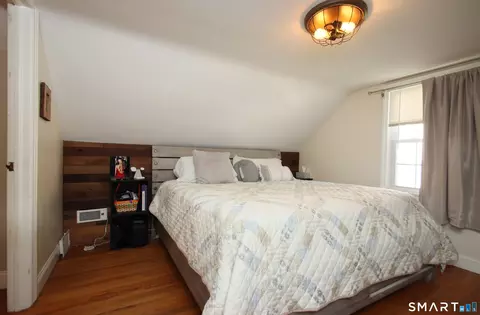Bedroom - 75 Coppola Ter, Derby, CT 06418 photo 2 of 6
