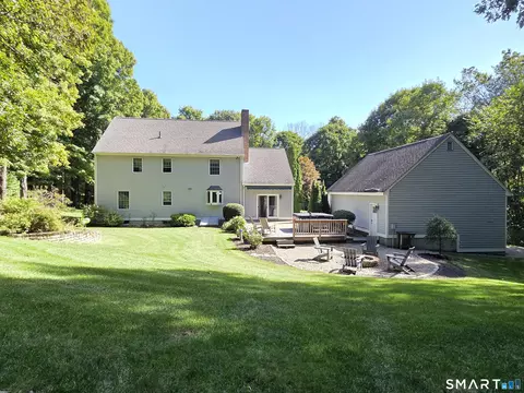 Exterior - 49 Fox Rd, Putnam, CT 06260 photo 2 of 4