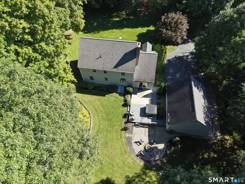 Exterior - 49 Fox Rd, Putnam, CT 06260 photo 3 of 4
