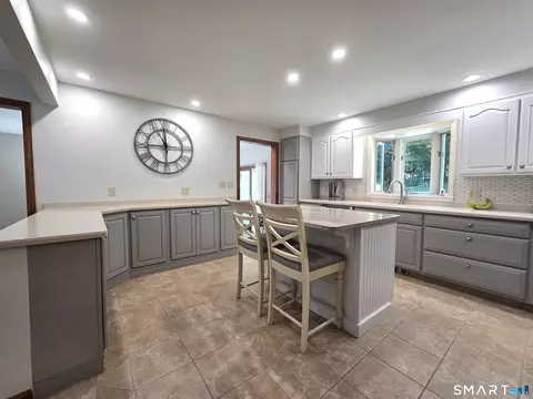 Kitchen - 49 Fox Rd, Putnam, CT 06260 photo 1 of 4