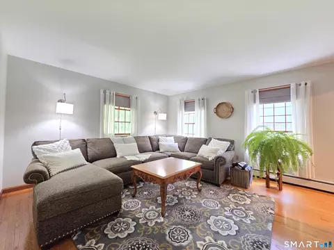 Living - 49 Fox Rd, Putnam, CT 06260 photo 2 of 4