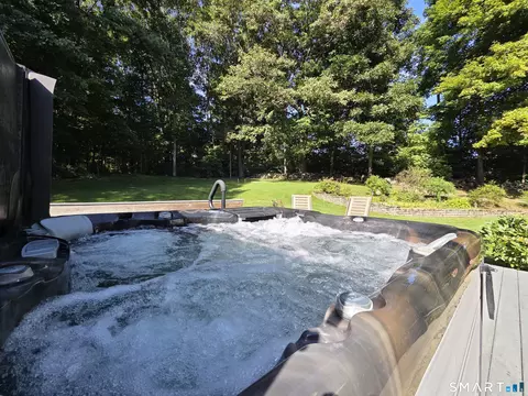 Exterior - 49 Fox Rd, Putnam, CT 06260 photo 1 of 4