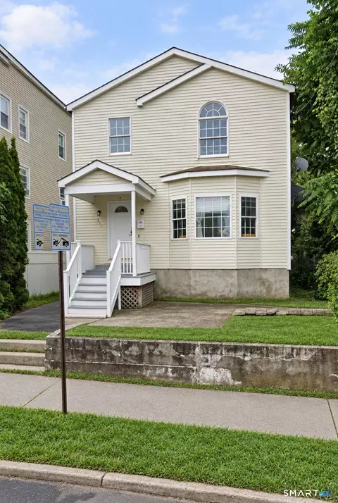 231 Orland St, Bridgeport, CT 06605