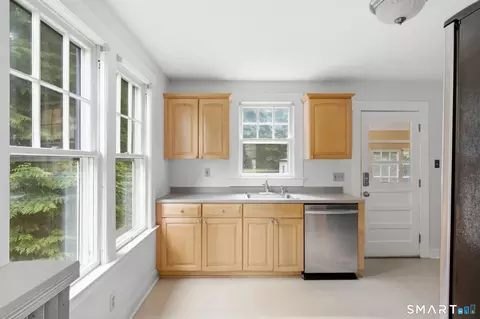 Kitchen - 91 State St, Wethersfield, CT 06109 photo 2 of 4
