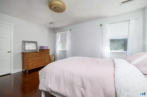 Bedroom - 370 Pepper St, Monroe, CT 06468 photo 5 of 7