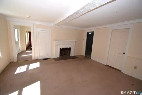 Living - 39 Mill Rd, Madison, CT 06443 photo 4 of 5