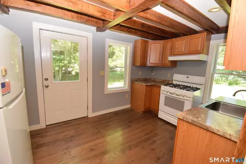 Kitchen - 39 Mill Rd, Madison, CT 06443 photo 1 of 3