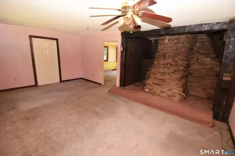 Living - 39 Mill Rd, Madison, CT 06443 photo 1 of 5