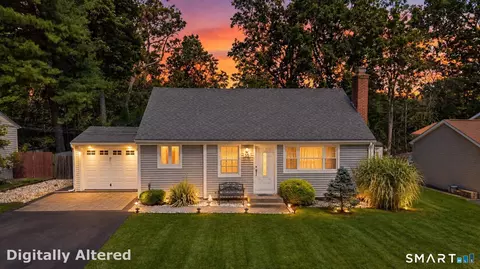 35 Woodhaven Dr, New Britain, CT 06052