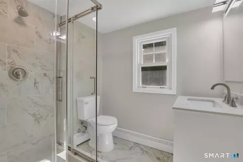 Bath - 56 Highland Ave, Windsor, CT 06095 photo 2 of 2