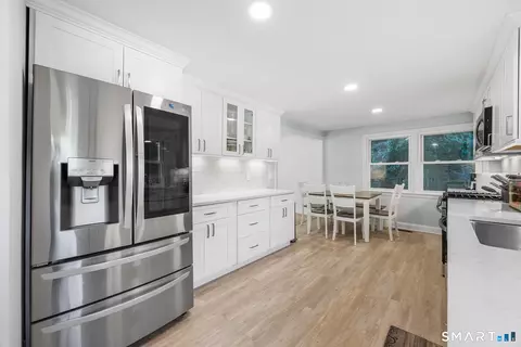 Kitchen - 58 Sheephill Rd, Riverside, CT 06878 photo 2 of 3