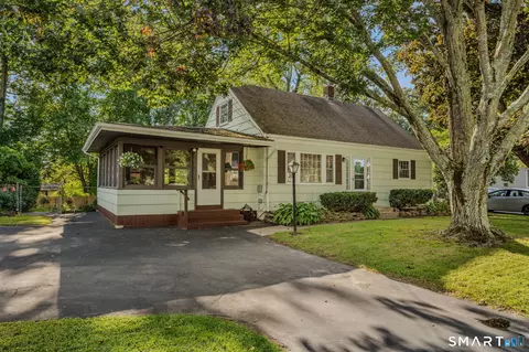 42 Oak Hill Rd, Oakdale, CT 06370