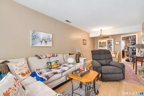 Other - 2390 State St #2I, Hamden, CT 06517 photo 1 of 3