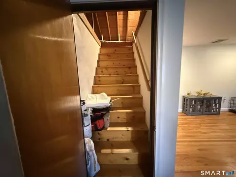 Entry Way - 29 Maude Cir, Windsor, CT 06095 photo 1 of 1