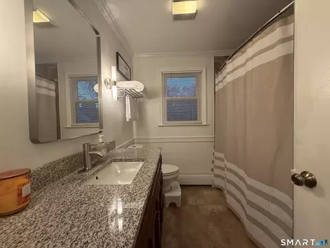 Bath - 29 Maude Cir, Windsor, CT 06095 photo 1 of 2