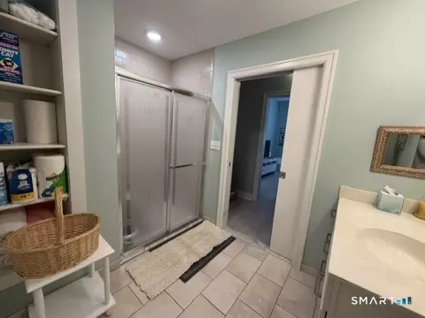 Bath - 38 Hope St #1108, Niantic, CT 06357 photo 2 of 4